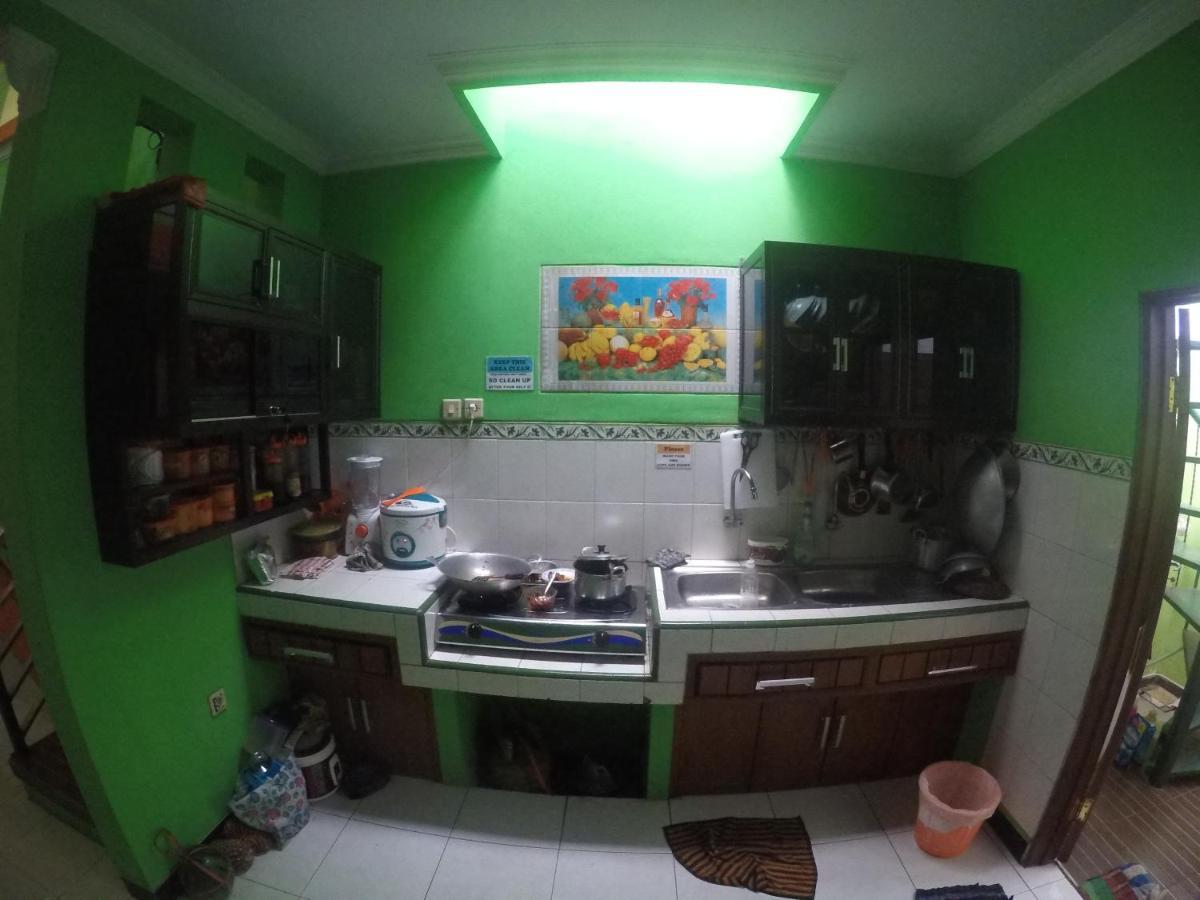 Dhika Adventure Hostel โปรโบลิงโก ภายนอก รูปภาพ
